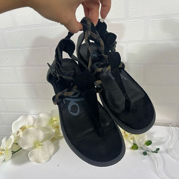 OTBT Earthly sandals black
Women’s size 6M - Picture 10 of 12
